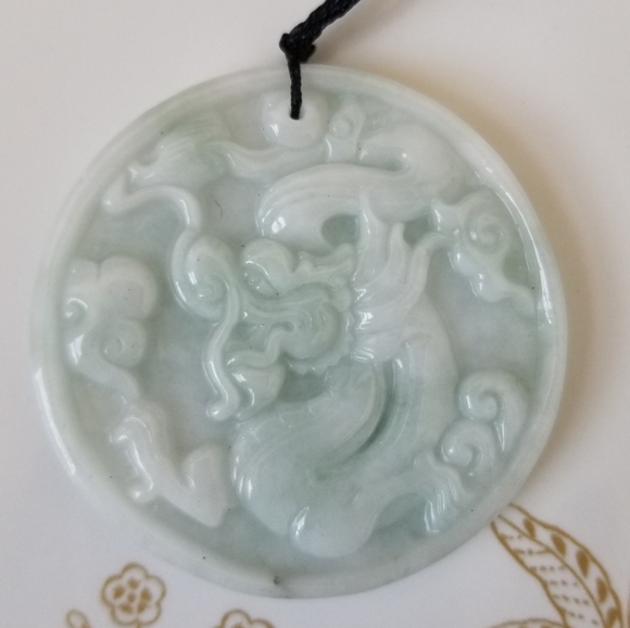 Jewelry - 100% cert'd jadeite jade dragon pendant *NWT